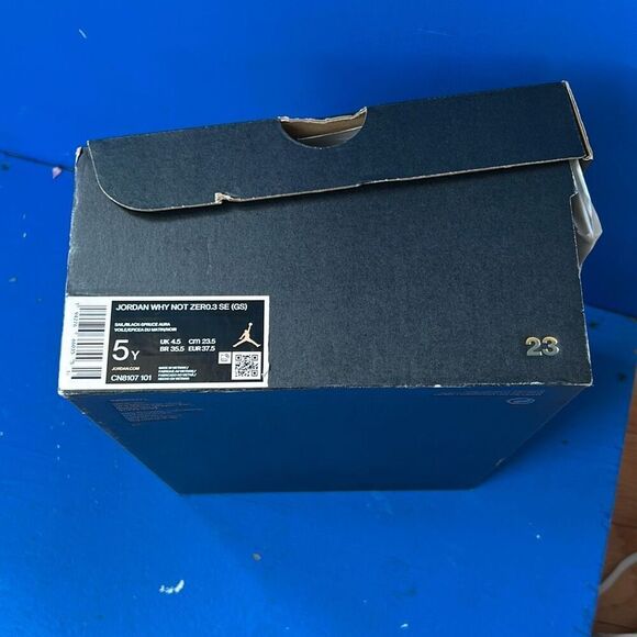 NIKE JORDAN WHY NOT ZERO.3 SE (GS) SAIL/BLCK-SPRUCE AURA [CN8107 101] US SZ 5Y - Picture 8 of 9